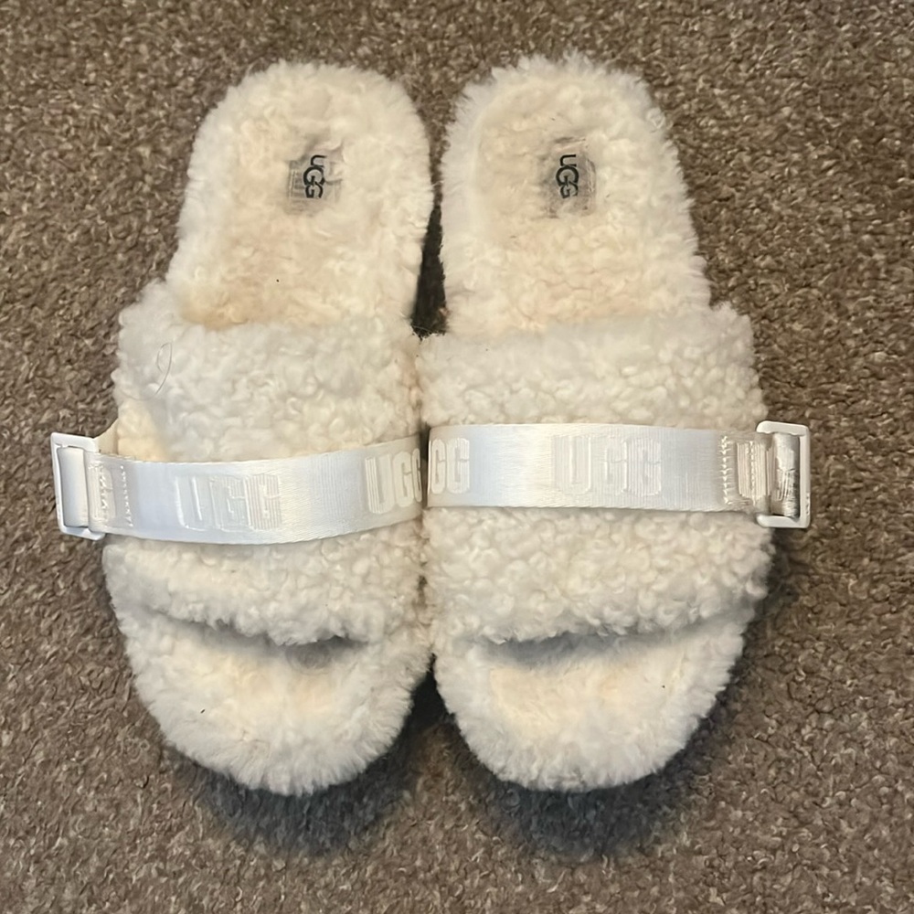 Ugg Fluffita Slides
